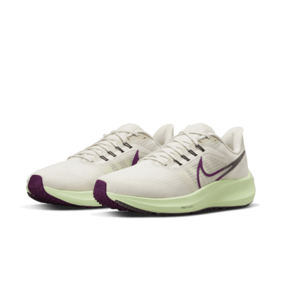 NIKE+AIR+ZOOM+PEGASUS+39.png